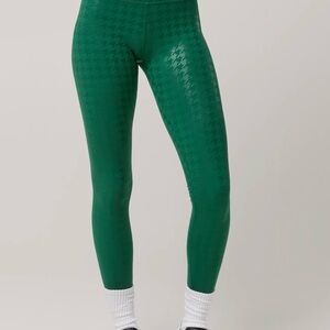 OFFLINE By Aerie The Hugger High Waisted Legging size M NWOT